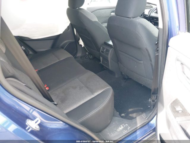 5N1AT3BB5MC833840 Nissan Rogue Sv Intelligent Awd