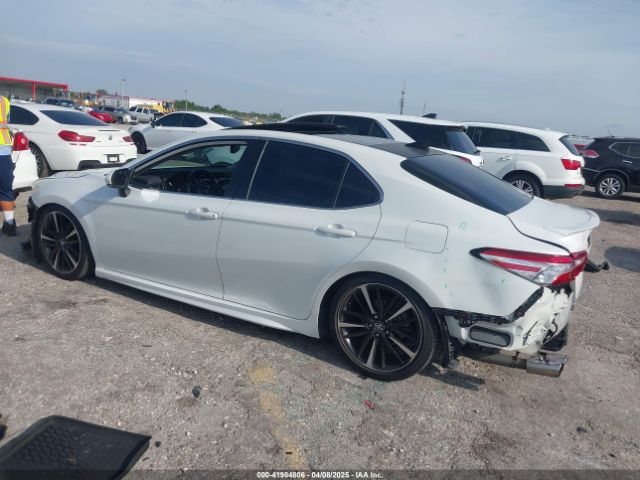 2020 TOYOTA CAMRY 4T1KZ1AK2LU038763 Photo 2