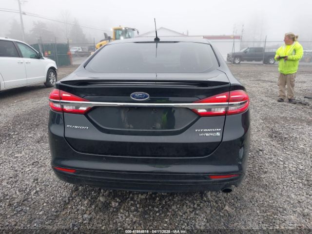 3FA6P0RU7JR182119 Ford Fusion Hybrid Titanium
