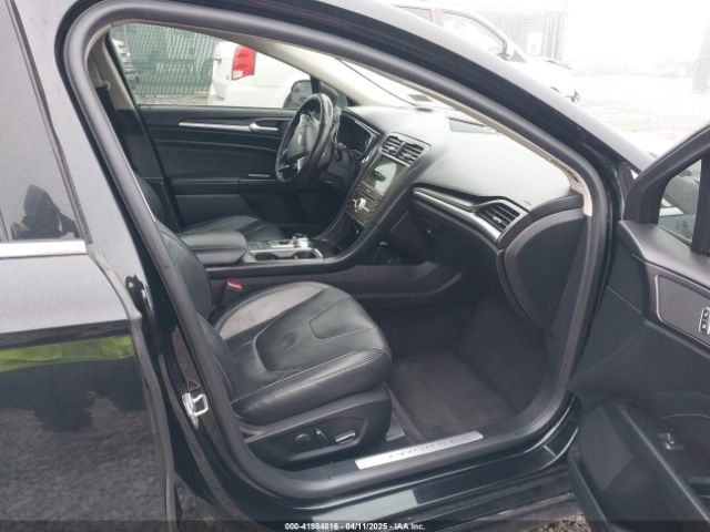 3FA6P0RU7JR182119 Ford Fusion Hybrid Titanium
