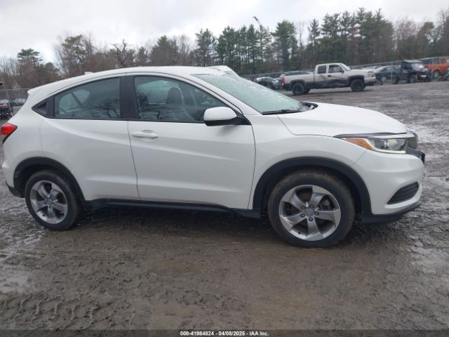 3CZRU6H38NM744764 Honda Hr-v Awd Lx