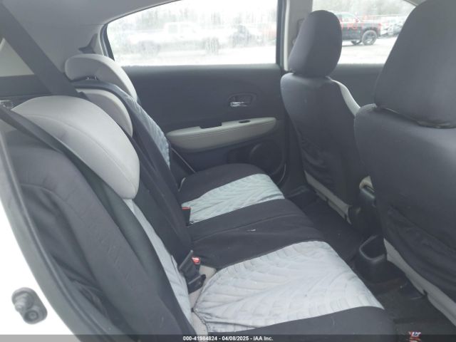 3CZRU6H38NM744764 Honda Hr-v Awd Lx