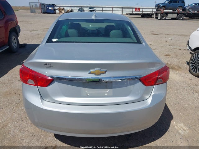 Chevrolet IMPALA LS 2018 2G11Z5SA5J9107316 Image 16