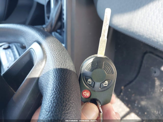1FMCU9GD1JUD00215 Ford ESCAPE SE