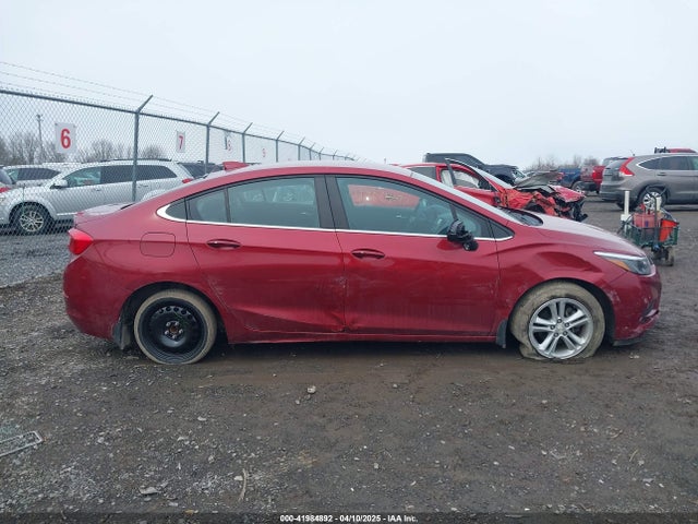 1G1BE5SMXH7134467 Chevrolet Cruze Lt Auto