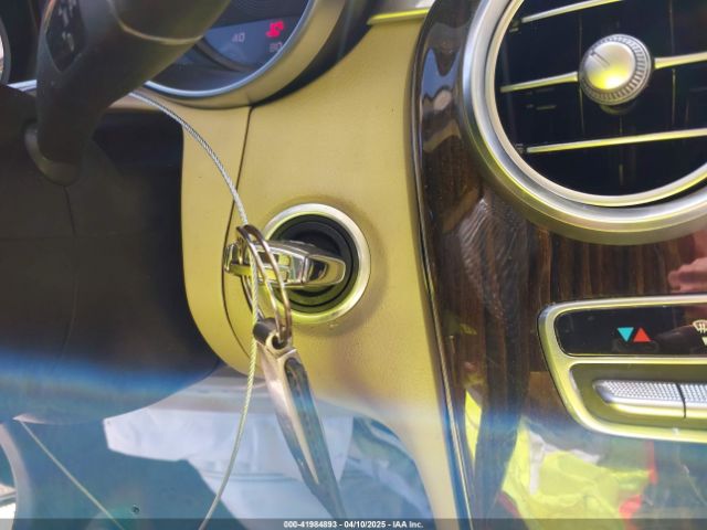 WDC0G4JB1HF124588 Mercedes-Benz m274