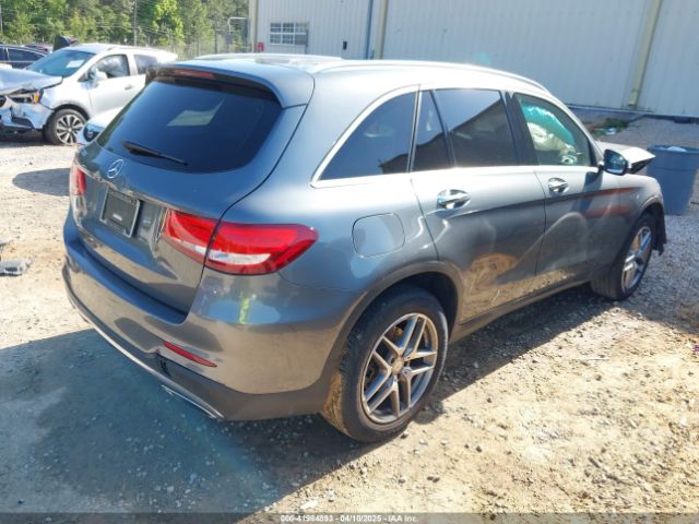 WDC0G4JB1HF124588 Mercedes-Benz m274