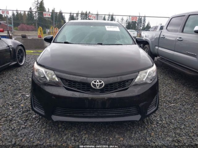 4T1BF1FK1EU828513 Toyota CAMRY SE