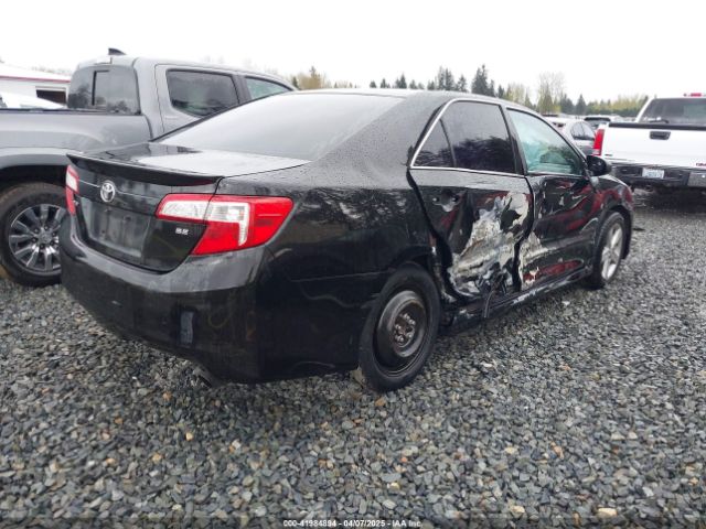 4T1BF1FK1EU828513 Toyota CAMRY SE