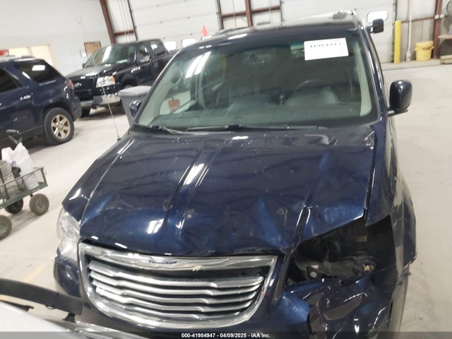 2C4RC1BG2GR305711 Chrysler Town & Country Touring