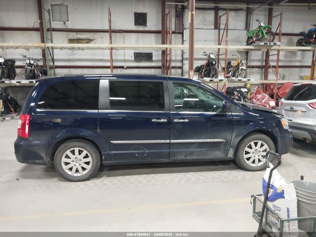 2C4RC1BG2GR305711 Chrysler Town & Country Touring
