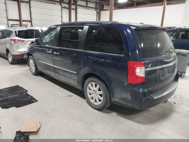 2C4RC1BG2GR305711 Chrysler Town & Country Touring
