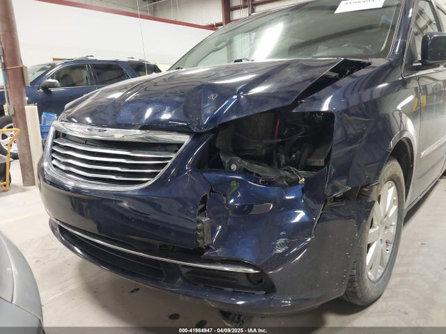 2C4RC1BG2GR305711 Chrysler Town & Country Touring