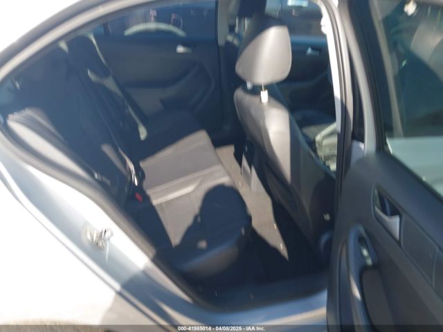 3VWD17AJ5EM363331 Volkswagen Jetta 1.8t Se