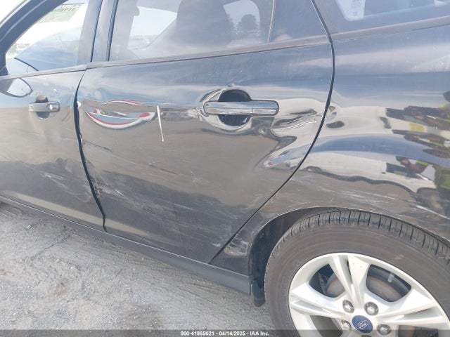 1FADP3F24EL397988 Ford FOCUS SE