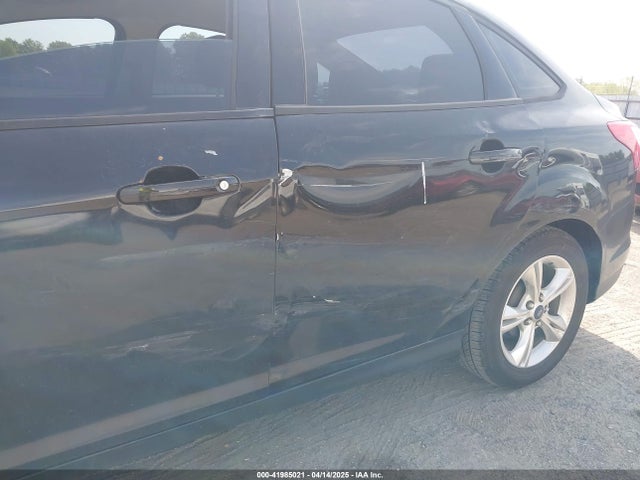 1FADP3F24EL397988 Ford FOCUS SE