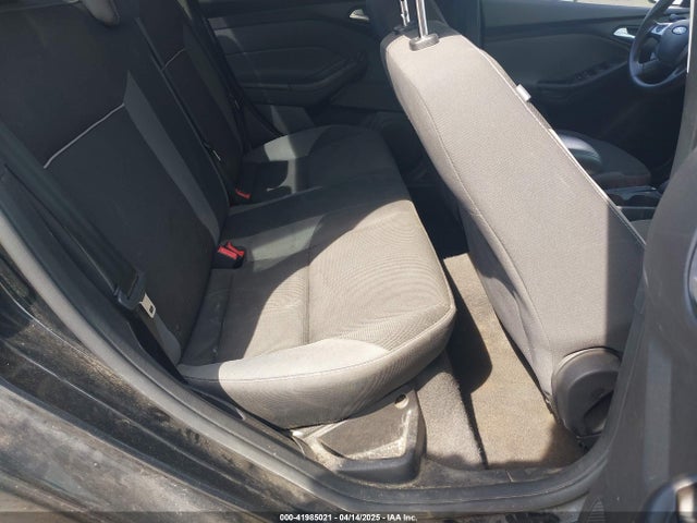 1FADP3F24EL397988 Ford FOCUS SE