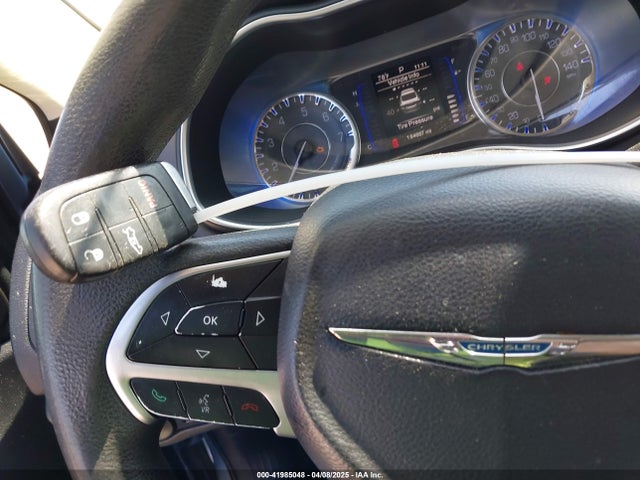 Chrysler 200 Limited 2015 1C3CCCAB7FN729327 Image 11