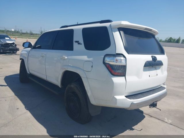 2021 TOYOTA 4RUNNER JTERU5JR7M5860987 Photo 2