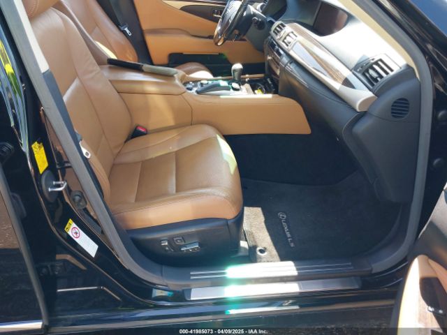 2013 LEXUS LS 460 JTHCL5EF3D5019535 Photo 4