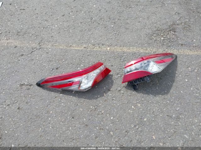 4T1B61HK3JU005427 Toyota CAMRY XSE
