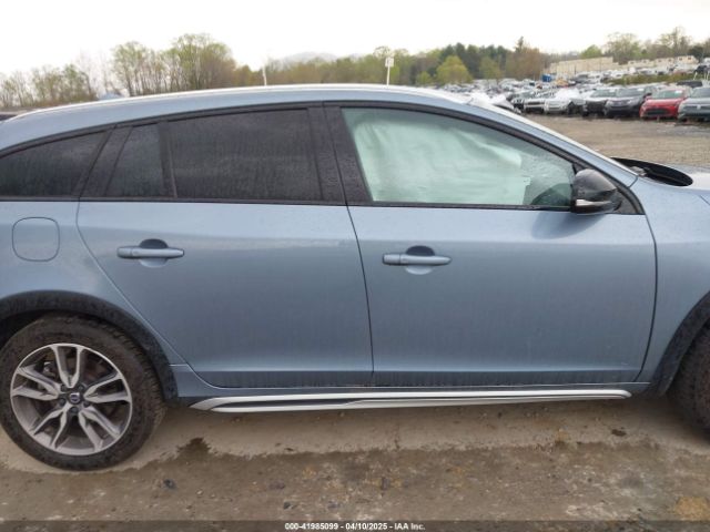 YV440MWK0J2058338 Volvo V60 Cross Country T5