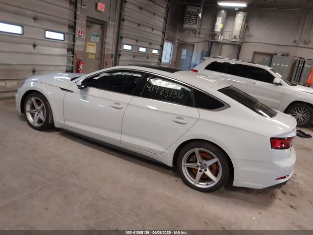 2018 AUDI A5 WAUENCF54JA100042 Photo 2