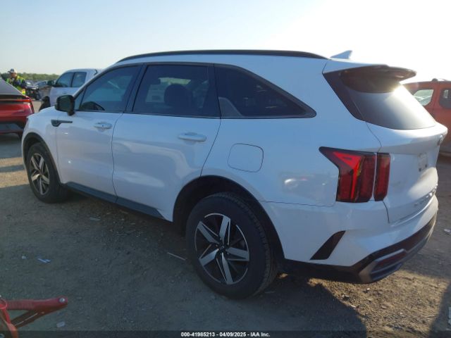 2021 KIA SORENTO 5XYRL4LCXMG006027 Photo 2