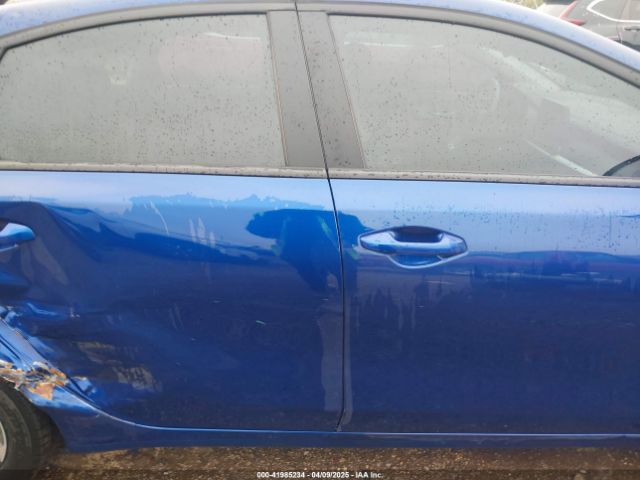 3KPF24AD6PE683112 KIA Forte Lxs