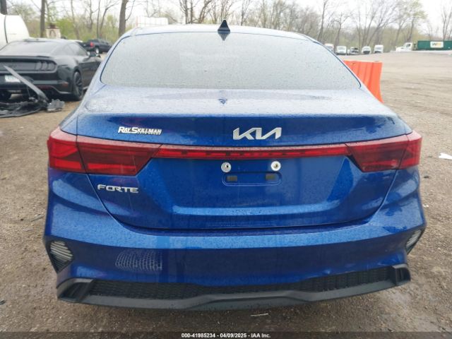 3KPF24AD6PE683112 KIA Forte Lxs