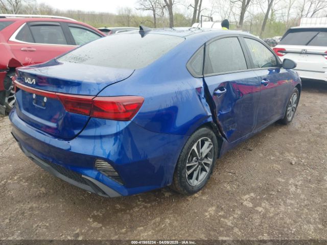 3KPF24AD6PE683112 KIA Forte Lxs