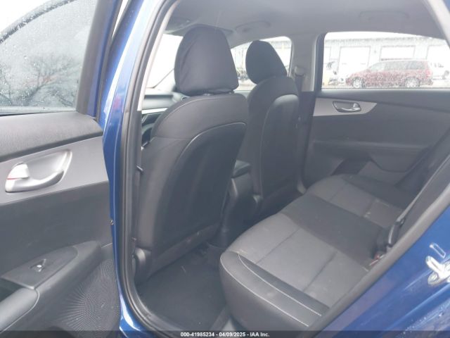 3KPF24AD6PE683112 KIA Forte Lxs