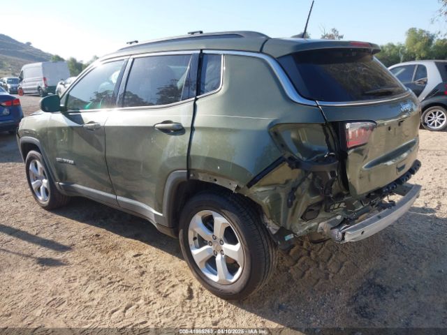 3C4NJCBB2JT462065 Jeep Compass Latitude Fwd