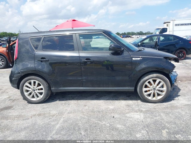 KNDJP3A56J7904245 KIA SOUL +