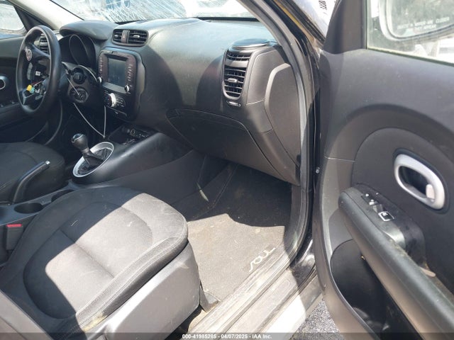 KNDJP3A56J7904245 KIA SOUL +