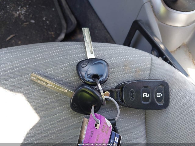 KMHCT4AE2GU053657 Hyundai ACCENT SE