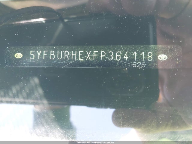 5YFBURHEXFP364118 Toyota COROLLA L