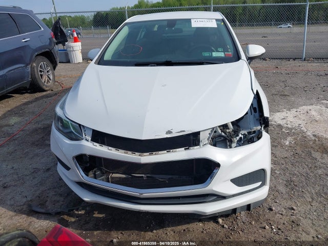 1G1BE5SM5H7249915 Chevrolet Cruze Lt Auto