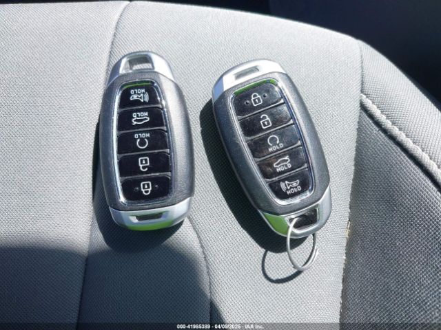 KMHLM4AJ7NU031662 Hyundai Elantra Hybrid Blue