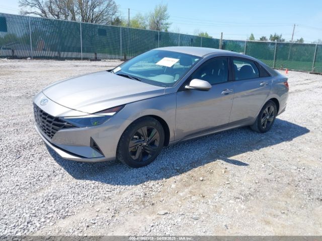 KMHLM4AJ7NU031662 Hyundai Elantra Hybrid Blue
