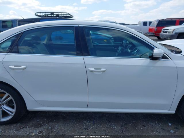1VWBT7A36EC088217 Volkswagen Passat 1.8t Se