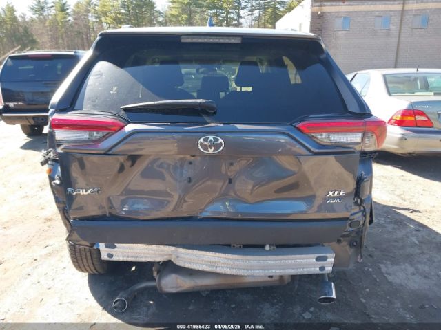 JTMP1RFV8KD015358 Toyota Rav4 Xle