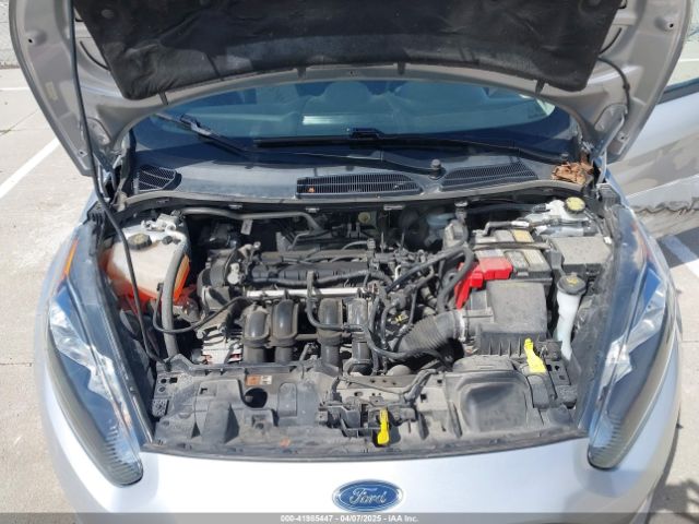 3FADP4EJ6FM141446 Ford FIESTA SE