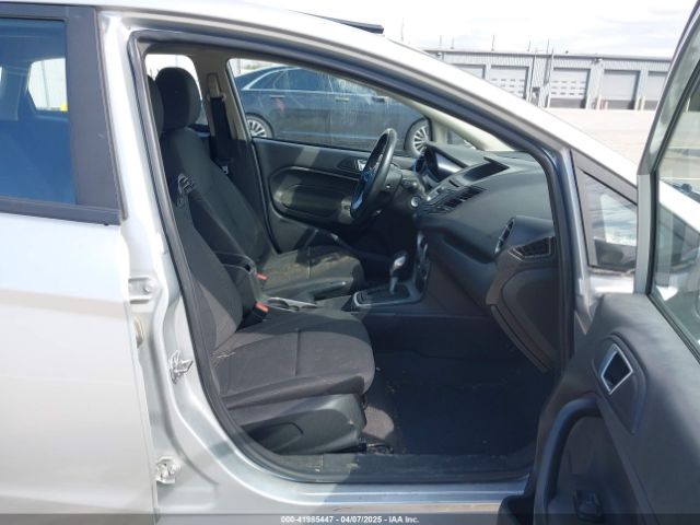3FADP4EJ6FM141446 Ford FIESTA SE