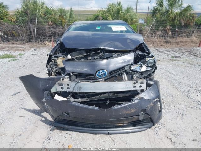 JTDKN3DU0F1975190 Toyota Prius Two