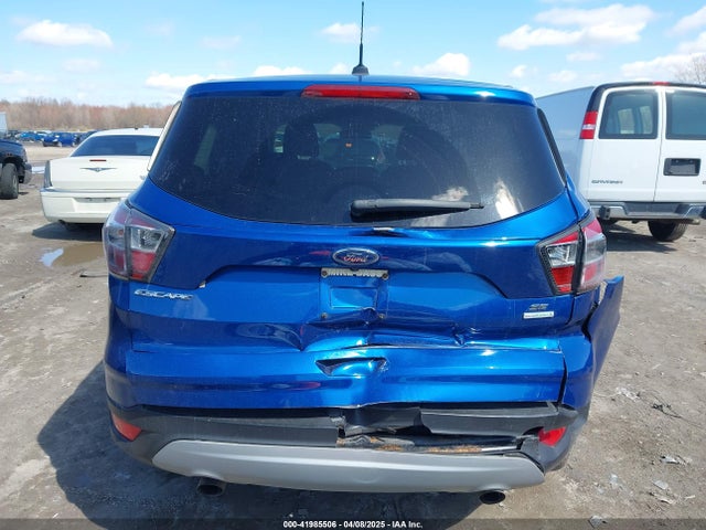 1FMCU0GD9HUB39750 Ford ESCAPE SE