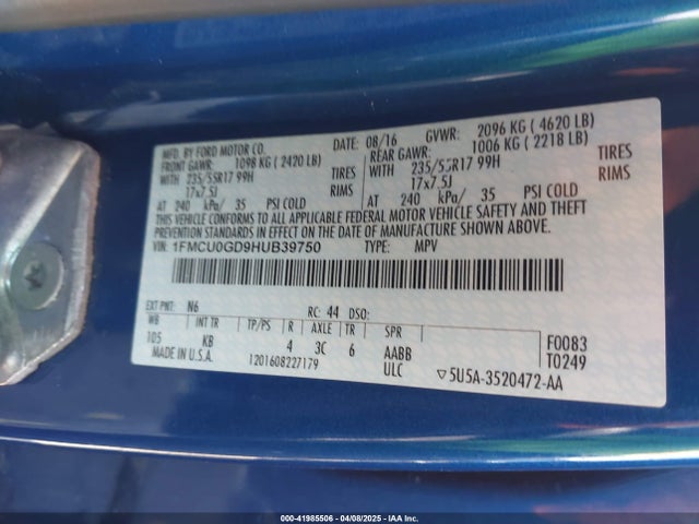 1FMCU0GD9HUB39750 Ford ESCAPE SE