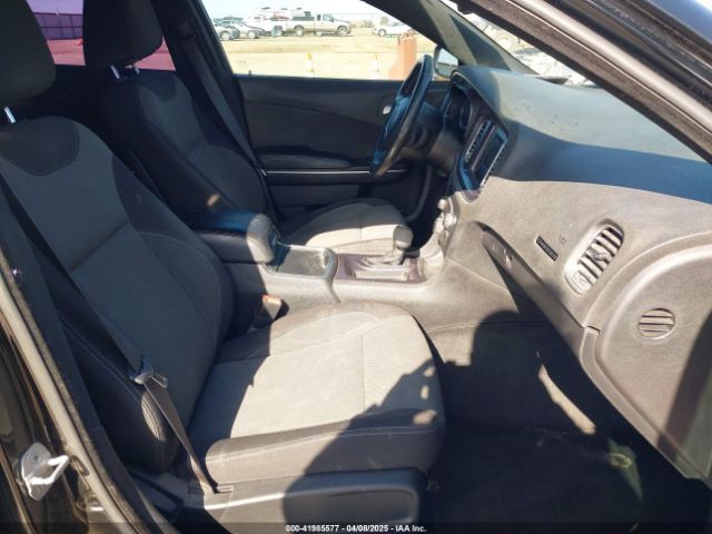 2C3CDXBGXFH741110 Dodge Charger Se