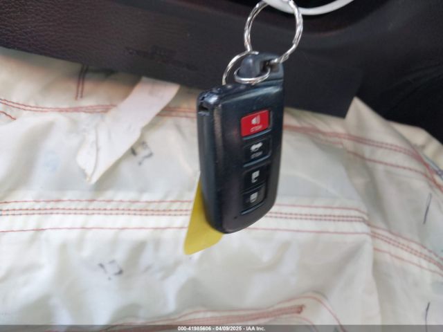 2T1BURHE0GC580058 Toyota Corolla S W/special Edition Pkg