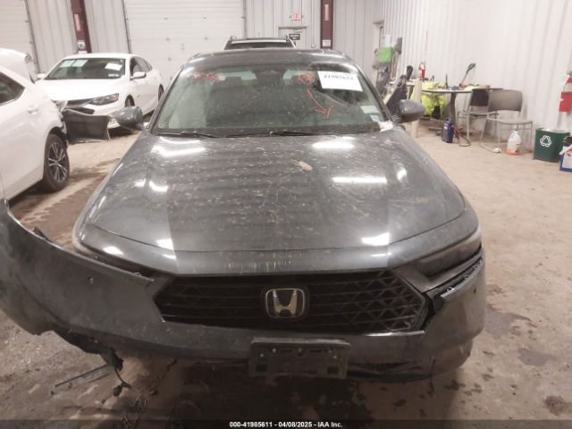 1HGCY2F83PA030842 Honda Accord Hybrid Touring